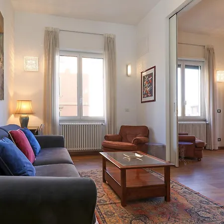 Gioiello Nel Cuore Di Trastevere Рим